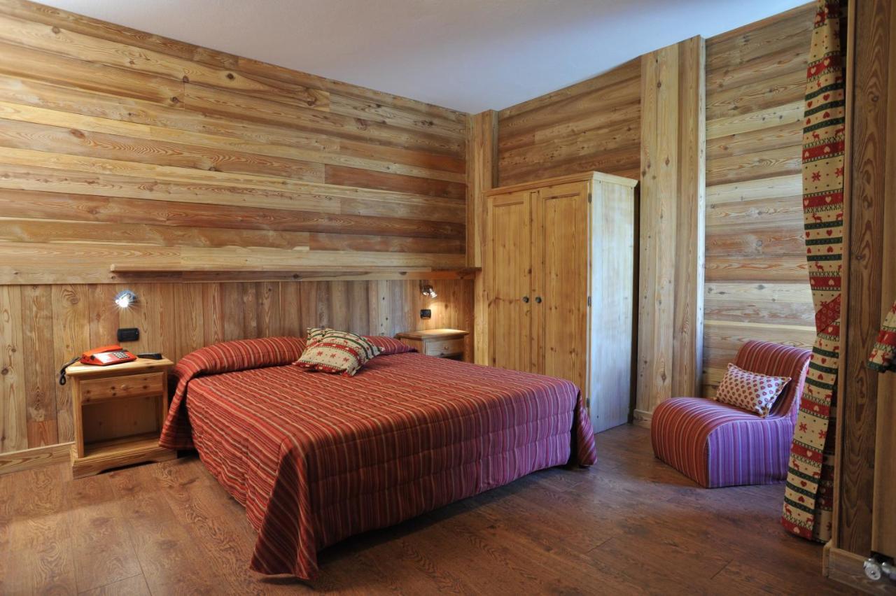 Hotel Rendez-Vous - Aymavilles Habitación foto