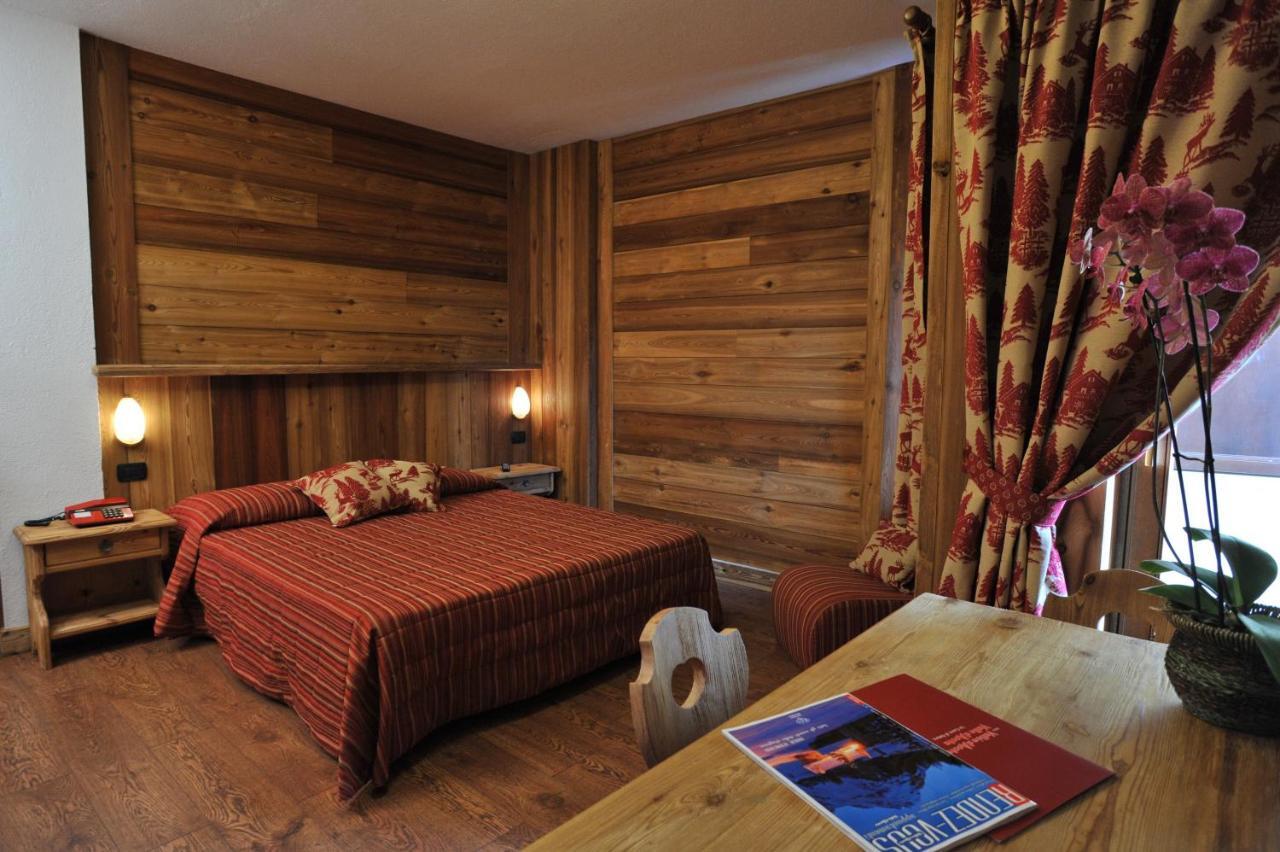 Hotel Rendez-Vous - Aymavilles Habitación foto